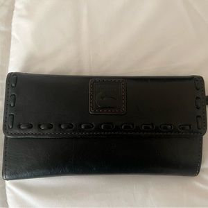 Dooney ans Bourke Leather Wallet